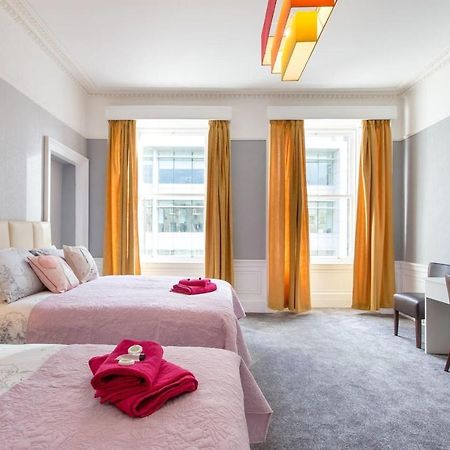 Stunning 2-Bed Apartment In Central 에든버러 외부 사진