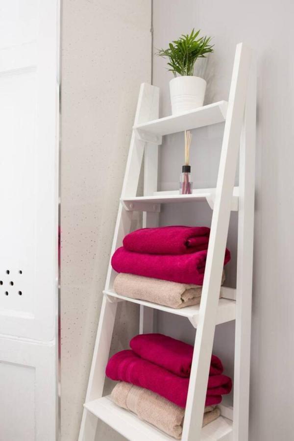 Stunning 2-Bed Apartment In Central 에든버러 외부 사진